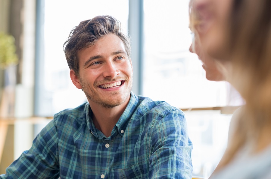 Seamless Smiles: The Power of Dental Bonding in Cosmetic Dentistry