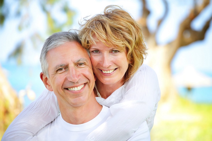 What Are The Most Comfortable Dentures?